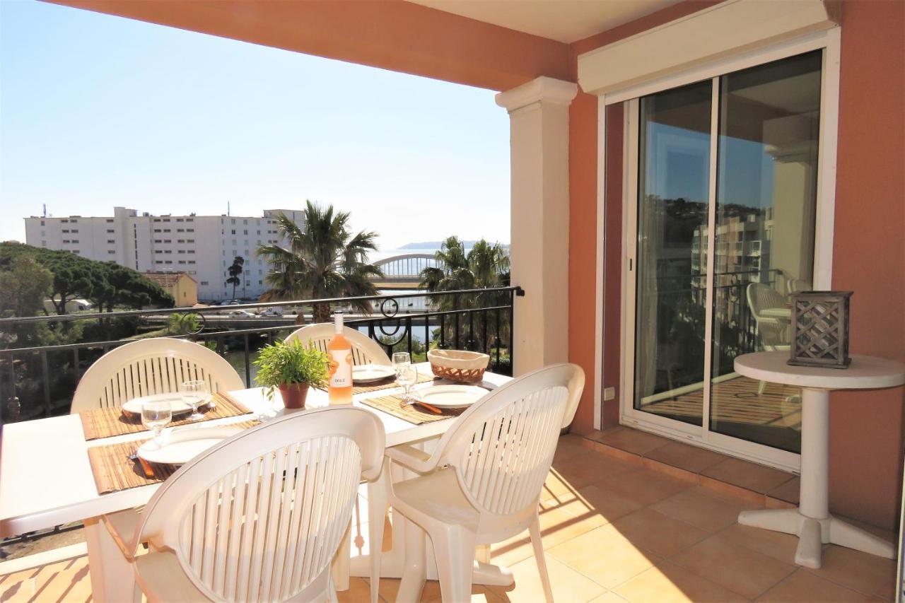 Apartamento Port Marine Sainte-Maxime Exterior foto
